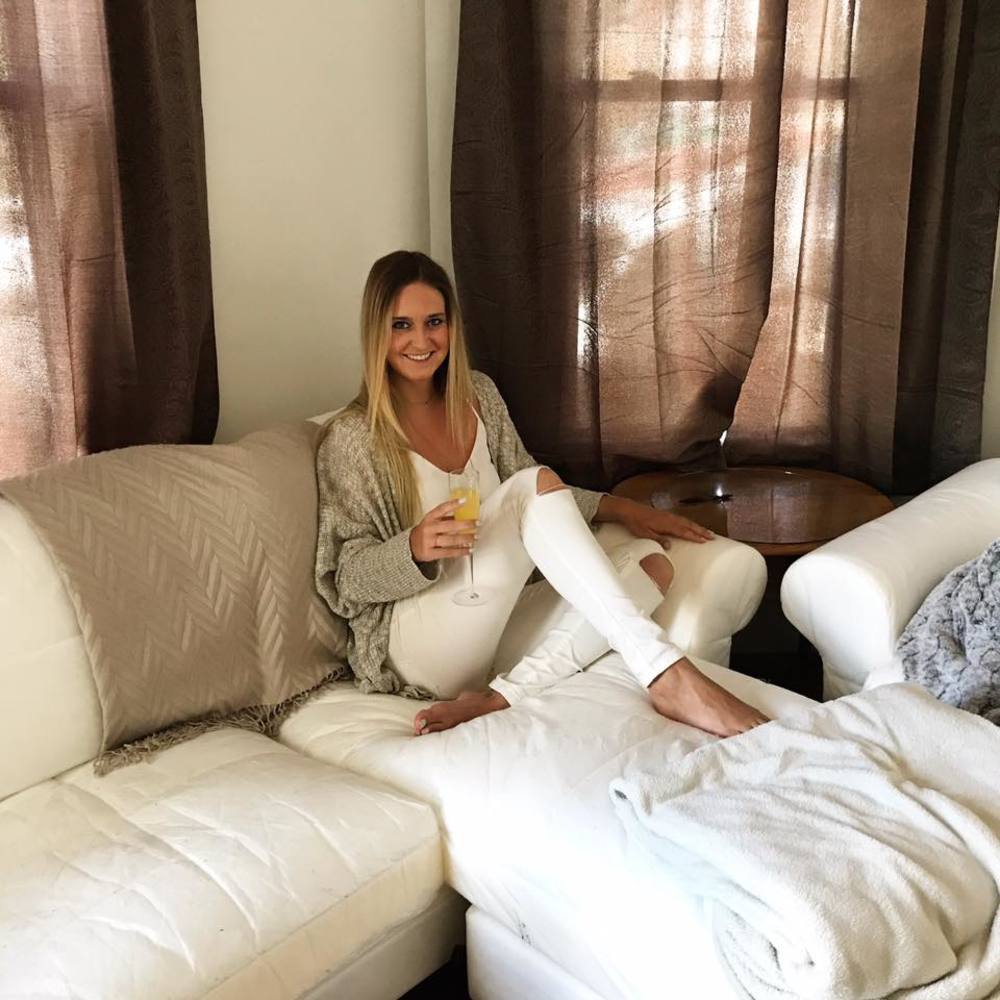 Meet your Posher, Danielle